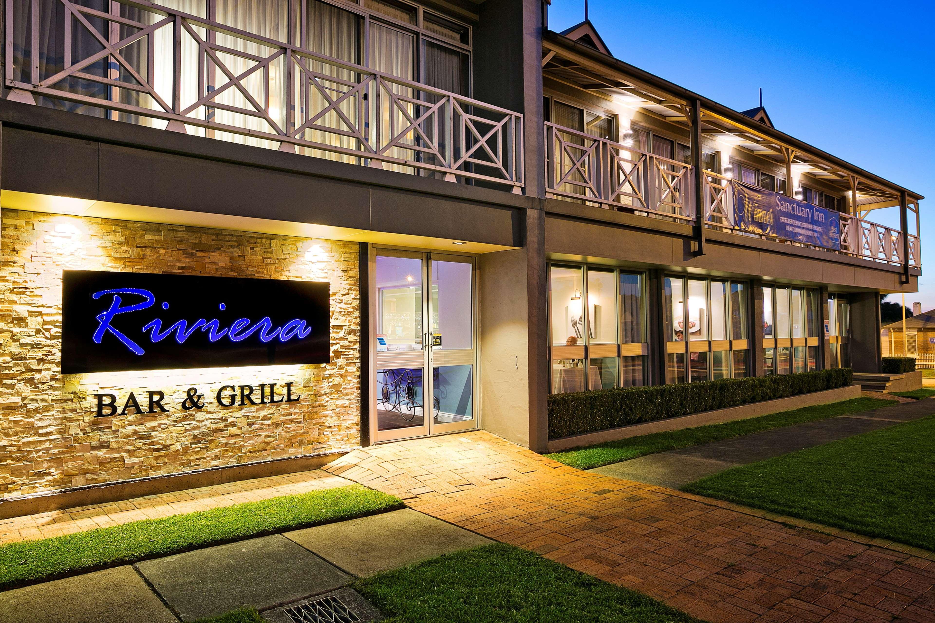 Best Western Sanctuary Inn Тамуорт Экстерьер фото